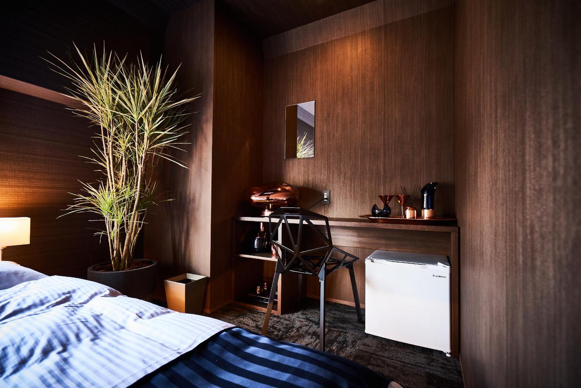 Auberge de jeunesse &and Hommachi East *
