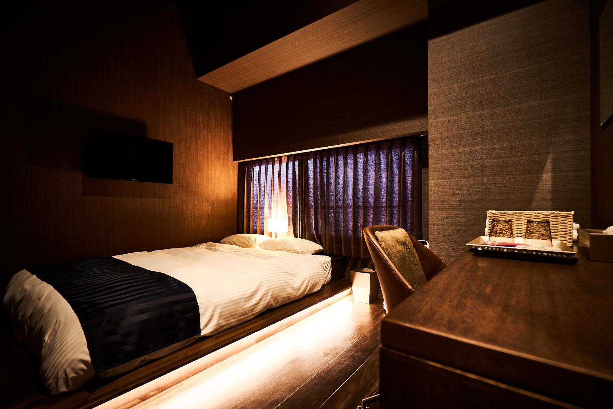Auberge de jeunesse &and Hommachi East *